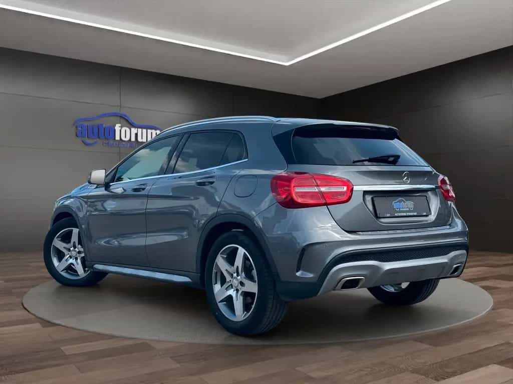 Mercedes-Benz GLA 200 AMG°NAVI°BI-XENON°HARMAN&KARDON°20"LM 03/2015-photo-5