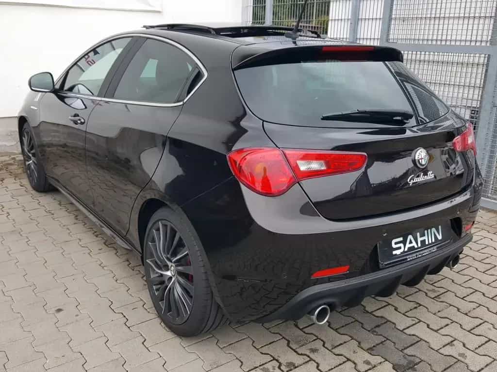 Alfa Romeo Giulietta 1.8T Automatik Quadrifoglio Verde Pano 07/2014-photo-4