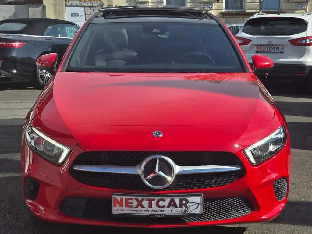 Mercedes-Benz A 200 Panorama|Leder|Burmester|MB-100|SHZ|PDC| 11/2018-photo-1