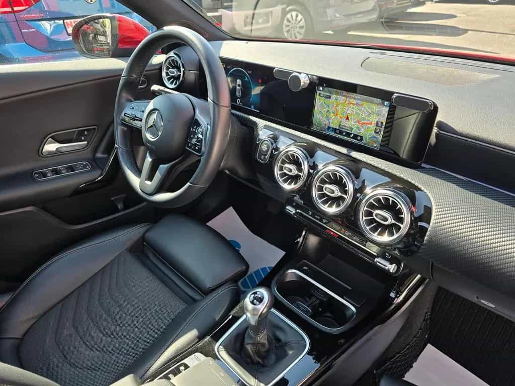 Mercedes-Benz A 200 Panorama|Leder|Burmester|MB-100|SHZ|PDC| 11/2018-photo-11