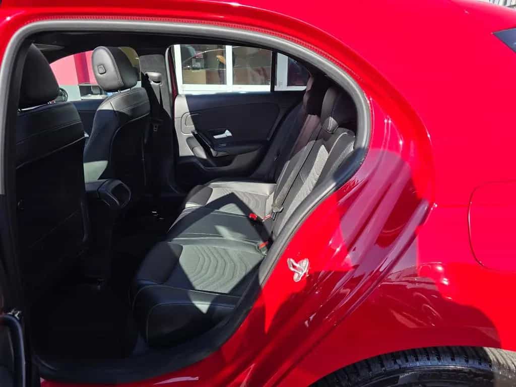 Mercedes-Benz A 200 Panorama|Leder|Burmester|MB-100|SHZ|PDC| 11/2018-photo-17