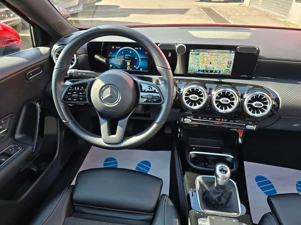 Mercedes-Benz A 200 Panorama|Leder|Burmester|MB-100|SHZ|PDC| 11/2018-photo-24