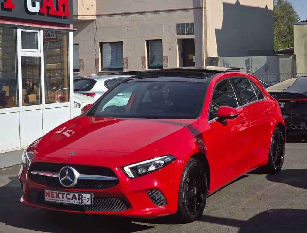 Mercedes-Benz A 200 Panorama|Leder|Burmester|MB-100|SHZ|PDC| 11/2018-photo-3