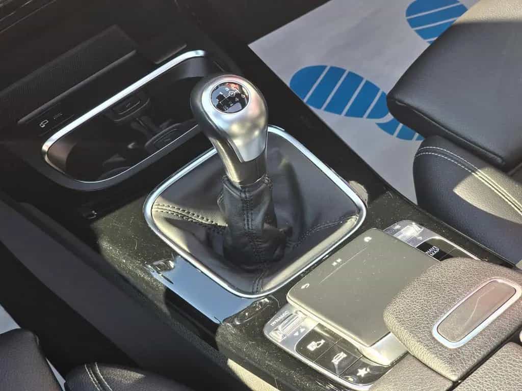 Mercedes-Benz A 200 Panorama|Leder|Burmester|MB-100|SHZ|PDC| 11/2018-photo-31