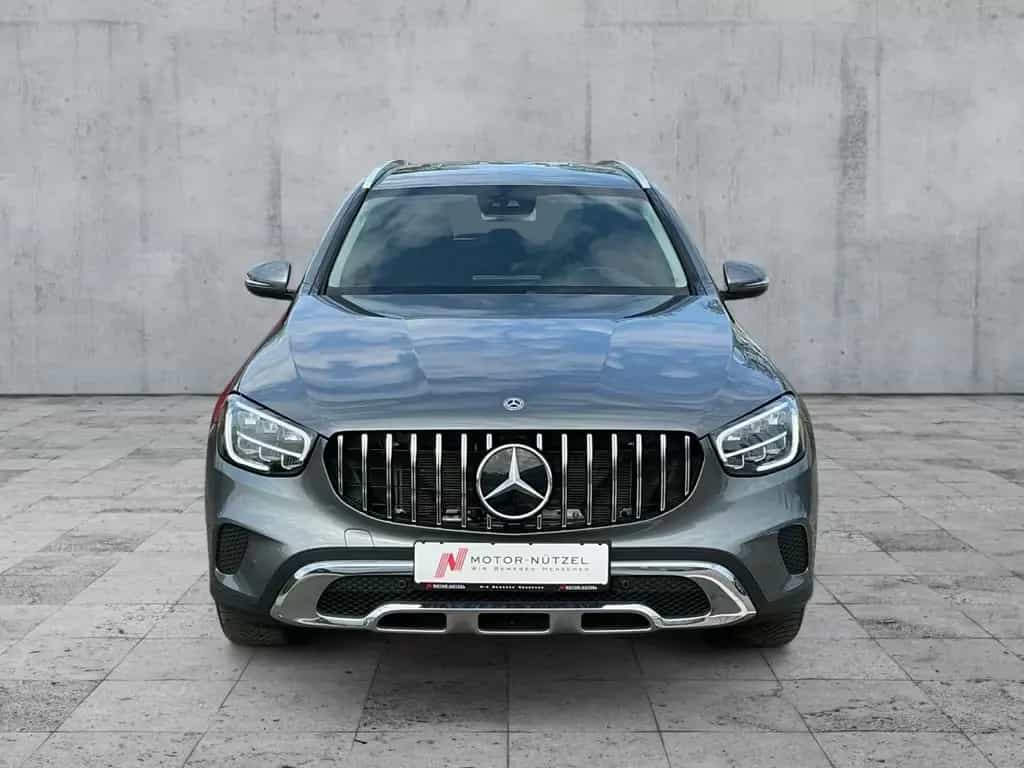 Mercedes-Benz GLC 200 4Matic LED+AHK+SHZ+TEMPOMAT+PARKLENK+ALU 07/2020-photo-2