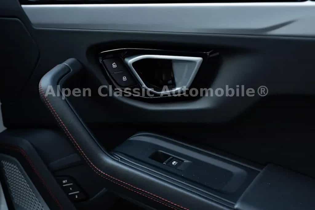 Lamborghini Urus 4.0 V8 B&O, Massage, TV, Sitzbelüftung 03/2019-photo-22