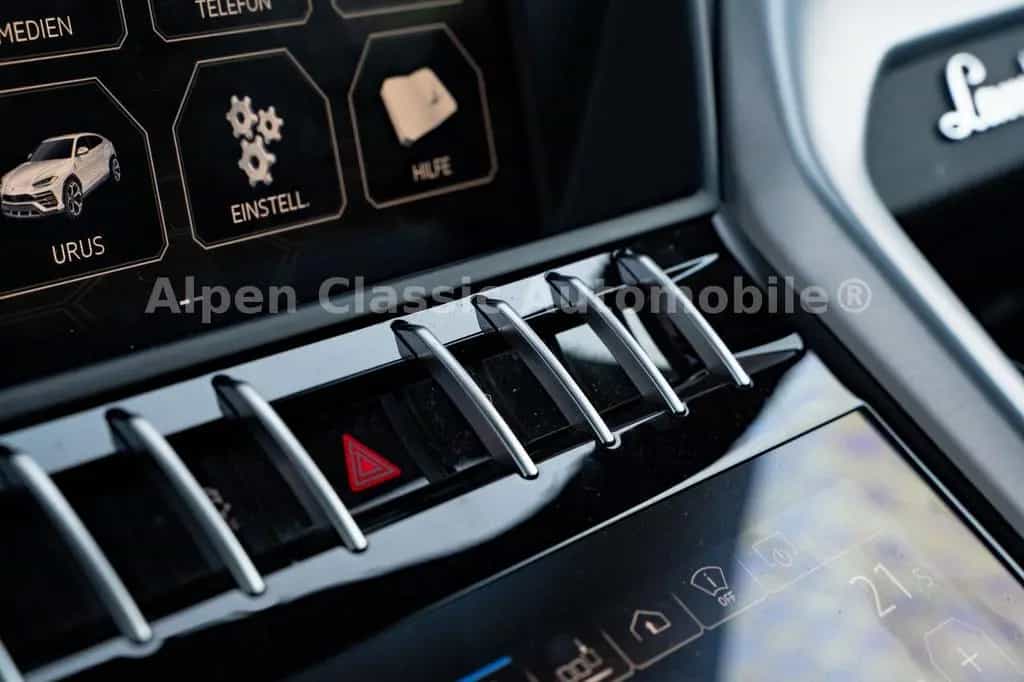 Lamborghini Urus 4.0 V8 B&O, Massage, TV, Sitzbelüftung 03/2019-photo-29