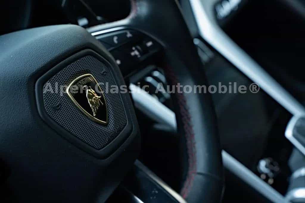 Lamborghini Urus 4.0 V8 B&O, Massage, TV, Sitzbelüftung 03/2019-photo-6