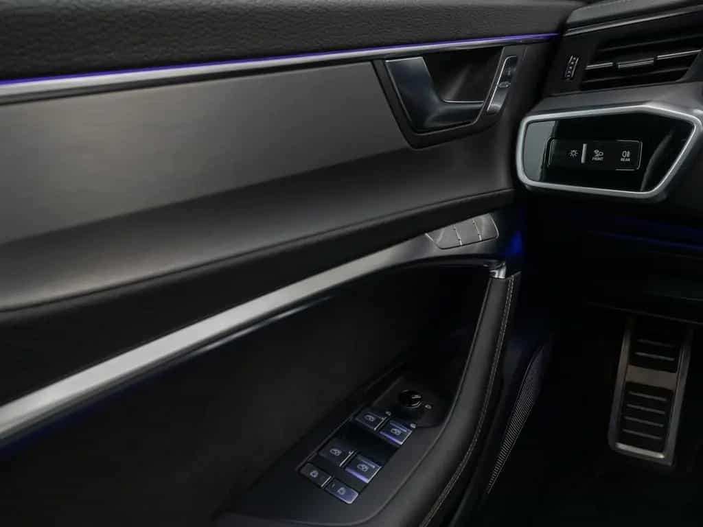 Audi A6 Lim. 55 TFSI quattro S-Line + B&O SoftCl HUD 05/2018-photo-32