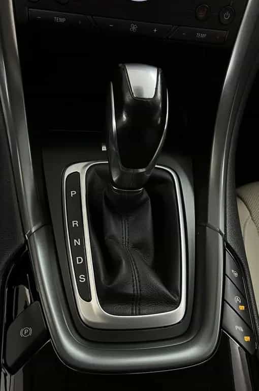 Ford Mondeo Vignale Titanium 2.0E.Boost Business Des. 11/2015-photo-37