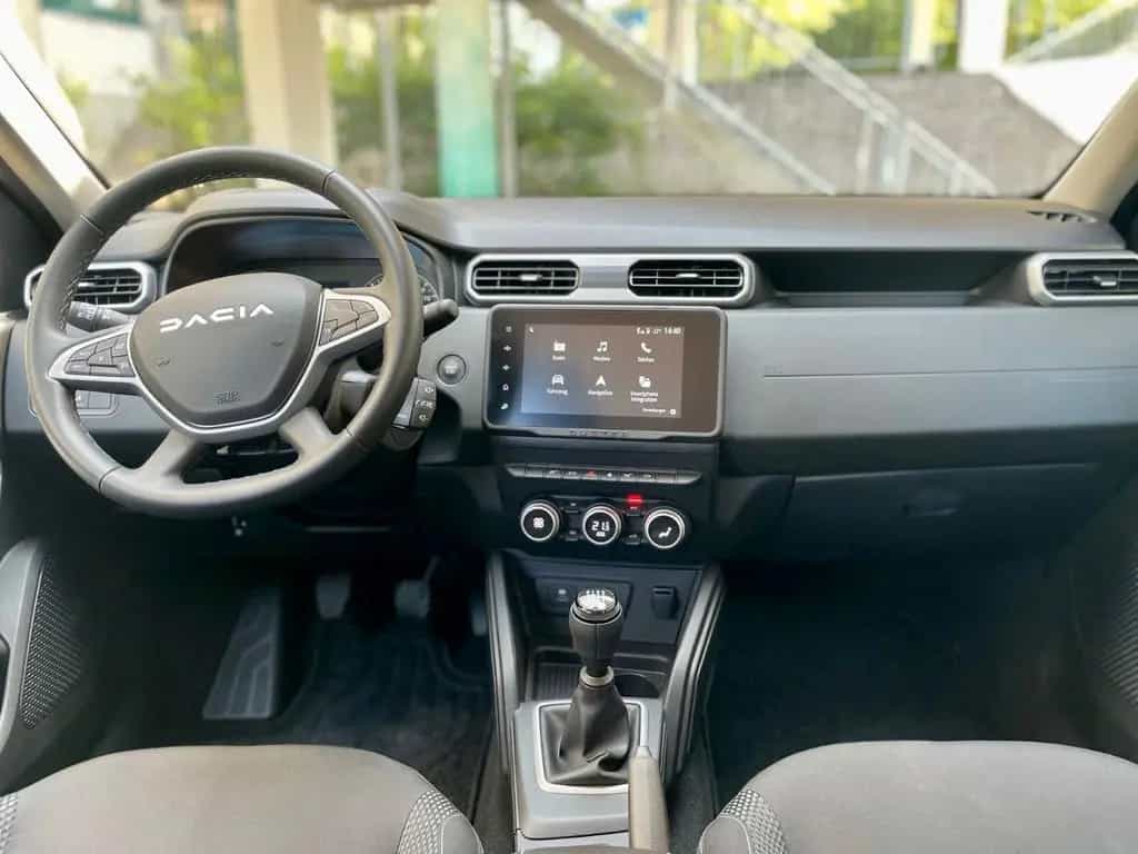 Dacia Duster TCe 130 Journey Journey 02/2023-photo-3