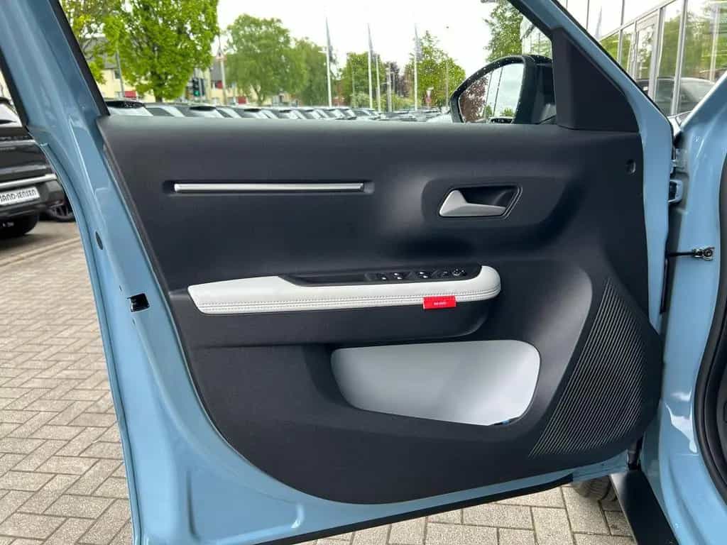 Citroën C3 Aircross Plus 100 1.2 PT Tempomat Kamera LED 02/2026-photo-14