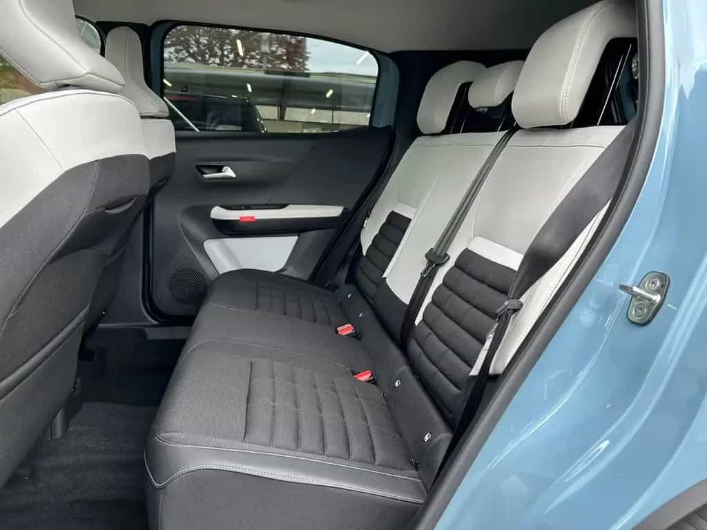 Citroën C3 Aircross Plus 100 1.2 PT Tempomat Kamera LED 02/2026-photo-15