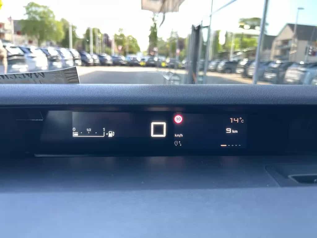 Citroën C3 Aircross Plus 100 1.2 PT Tempomat Kamera LED 02/2026-photo-7