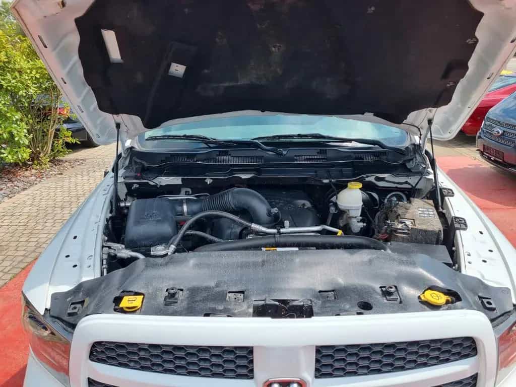 Dodge RAM 1500 5,7l BIG HORN 4x4 Klappen sportauspuff 05/2018-photo-18