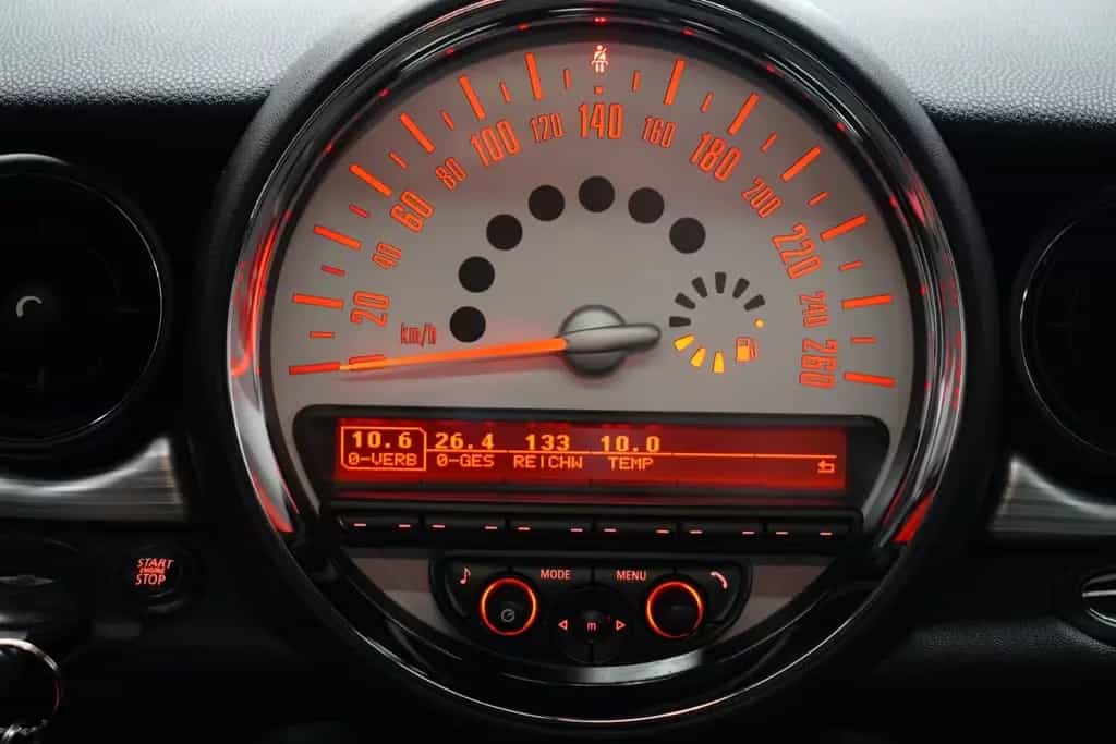 MINI Cooper 1.6 *1.Hand*Unfallfrei*Bi-Xenon*Pano*PDC 10/2012-photo-18