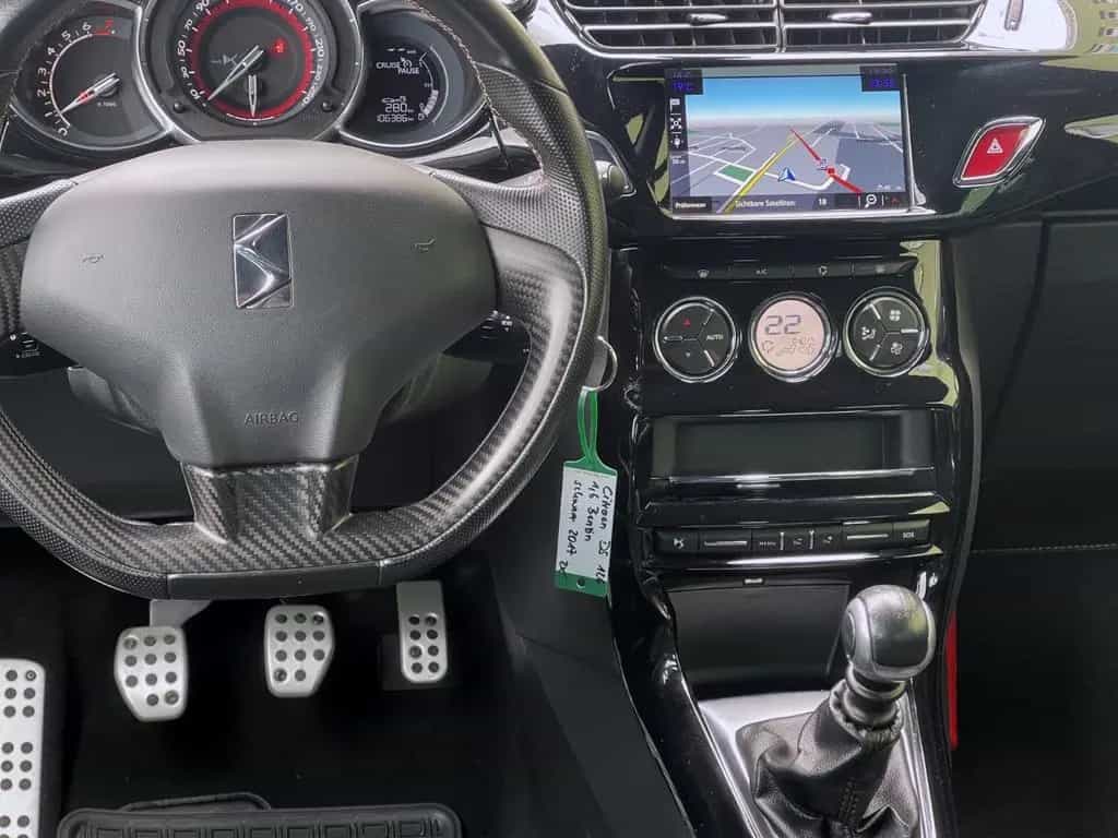 DS Automobiles DS3 DS PERFORMANCE 1,6 °208 PS °NAVI 1.HAND GARANTIE 06/2017-photo-15