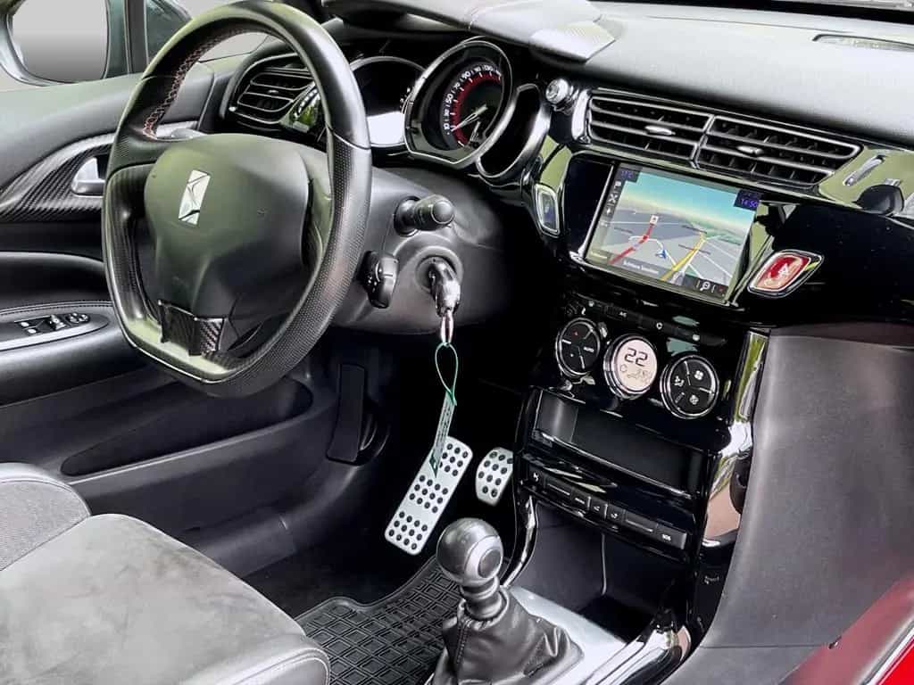 DS Automobiles DS3 DS PERFORMANCE 1,6 °208 PS °NAVI 1.HAND GARANTIE 06/2017-photo-20