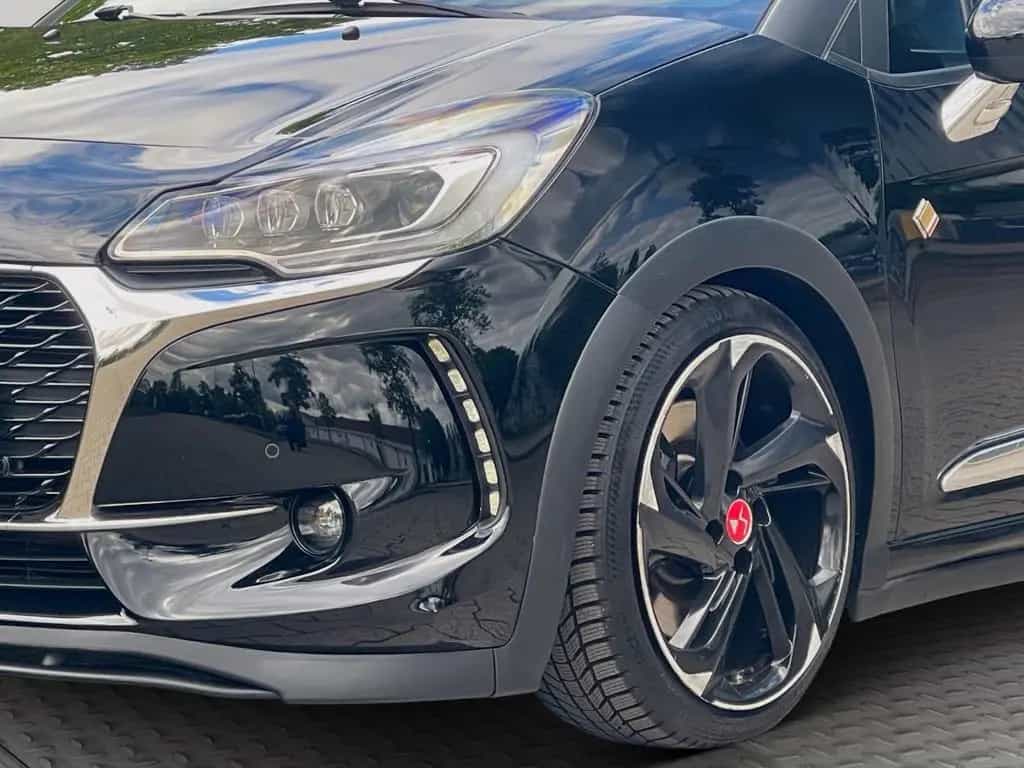 DS Automobiles DS3 DS PERFORMANCE 1,6 °208 PS °NAVI 1.HAND GARANTIE 06/2017-photo-8
