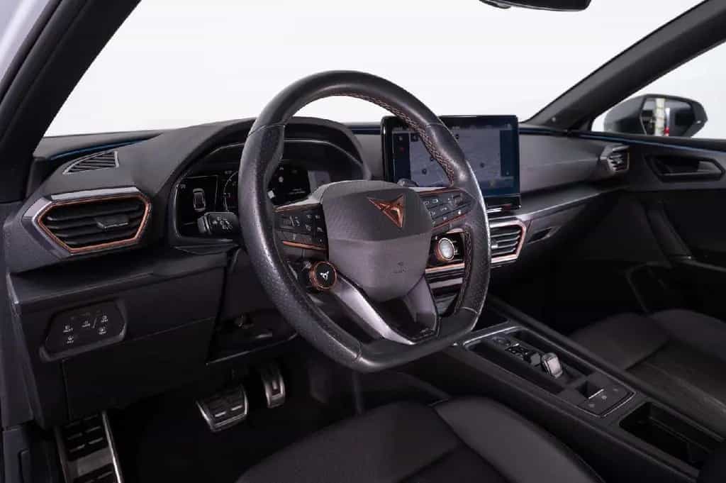 Cupra Leon Sportstourer VZ 4Drive 1.Hand 03/2024-photo-10