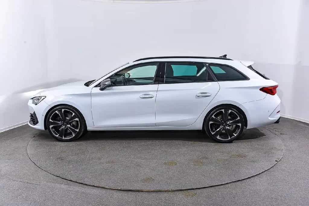 Cupra Leon Sportstourer VZ 4Drive 1.Hand 03/2024-photo-7