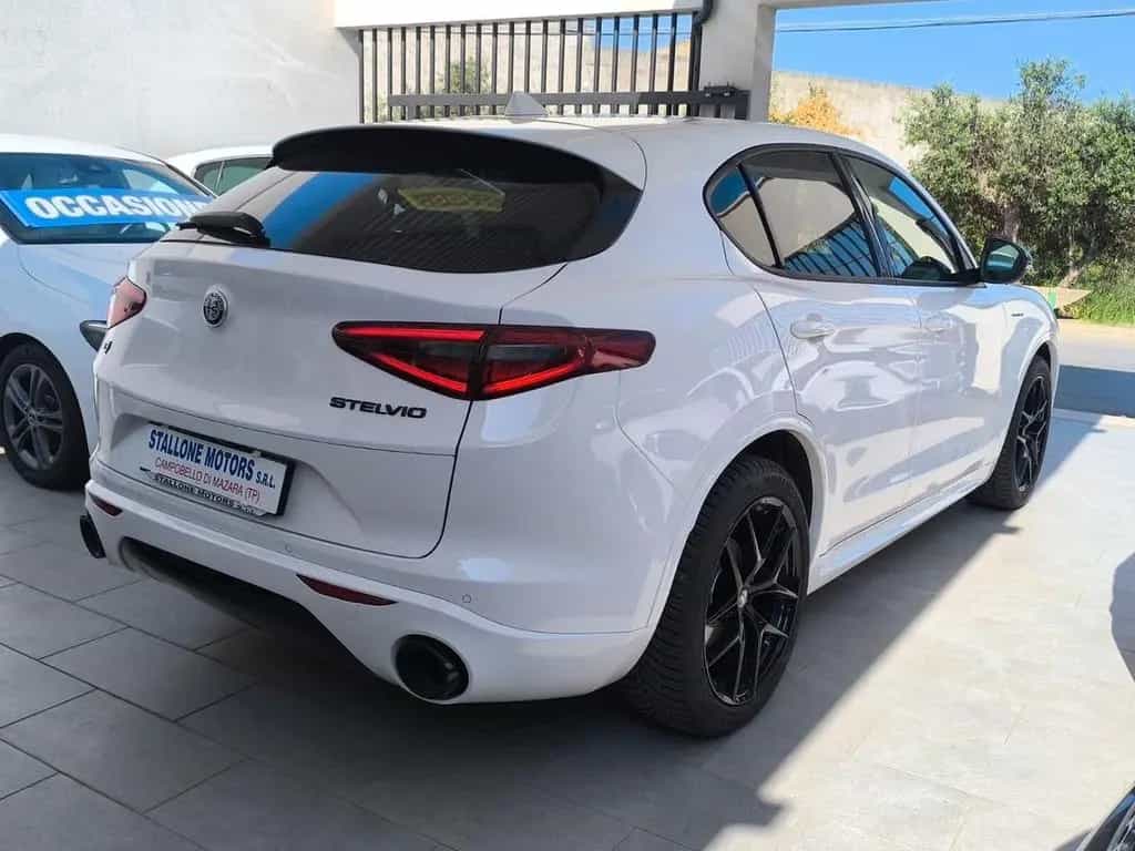 Alfa Romeo Stelvio 2.2CC 210CV AT8 Q4 Veloce 202 06/2020-photo-5