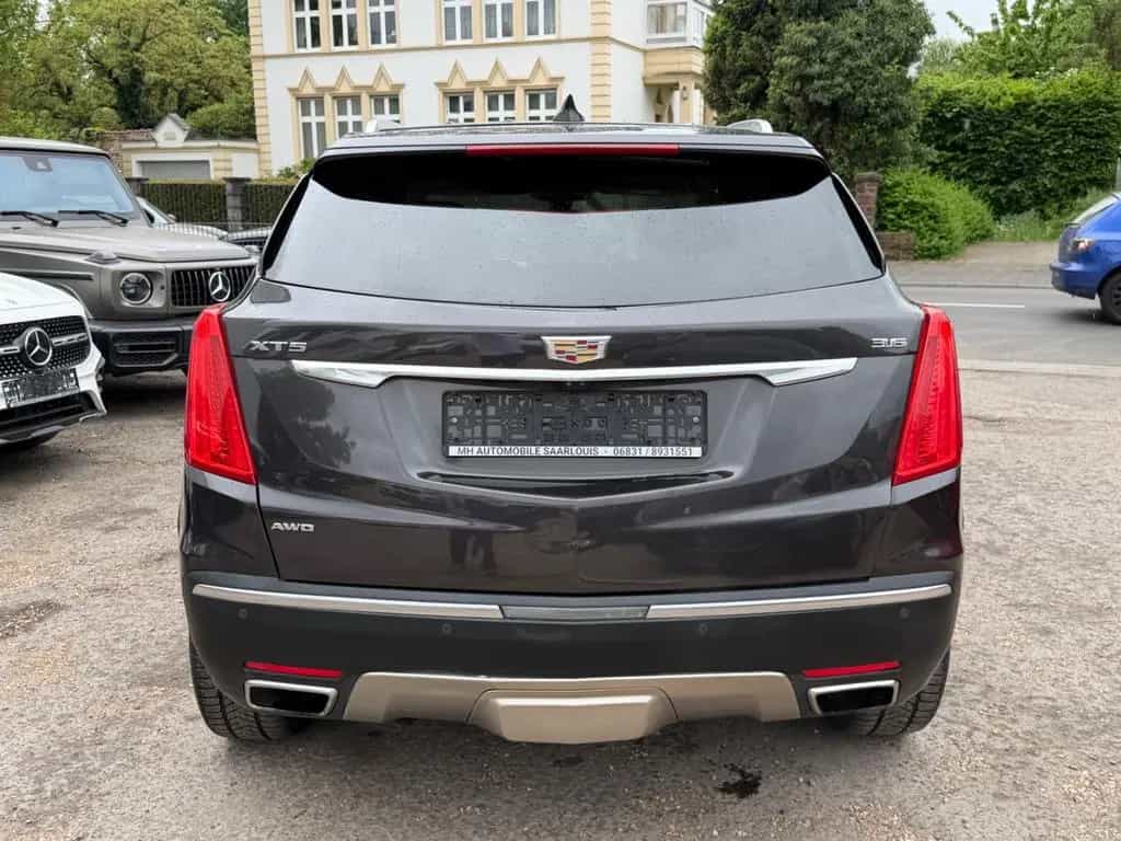Cadillac XT5 Platinum AWD 02/2017-photo-4