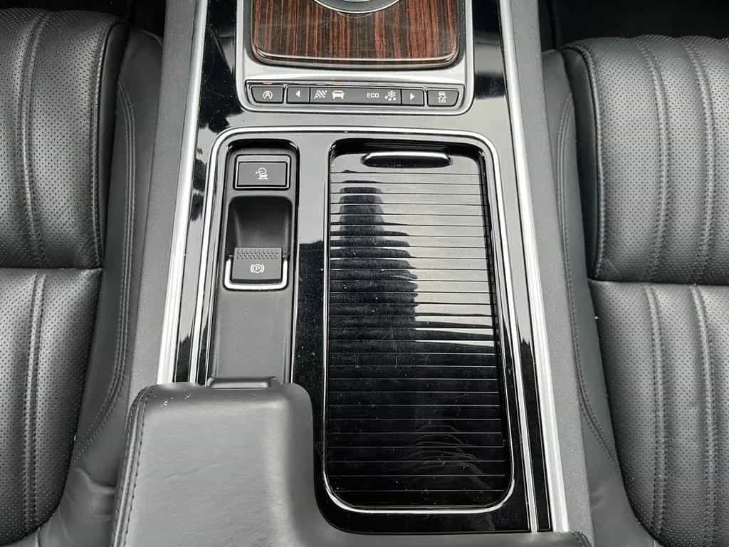 Jaguar XF Prestige 30d Injektoren NEU 04/2017-photo-17