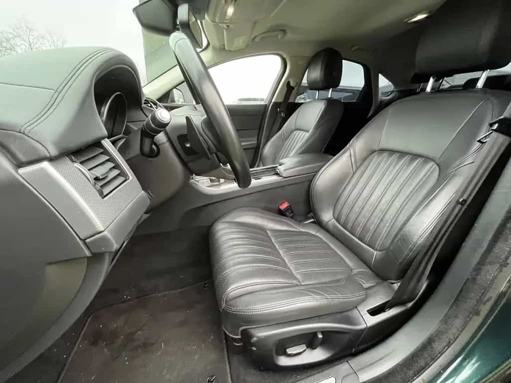 Jaguar XF Prestige 30d Injektoren NEU 04/2017-photo-4