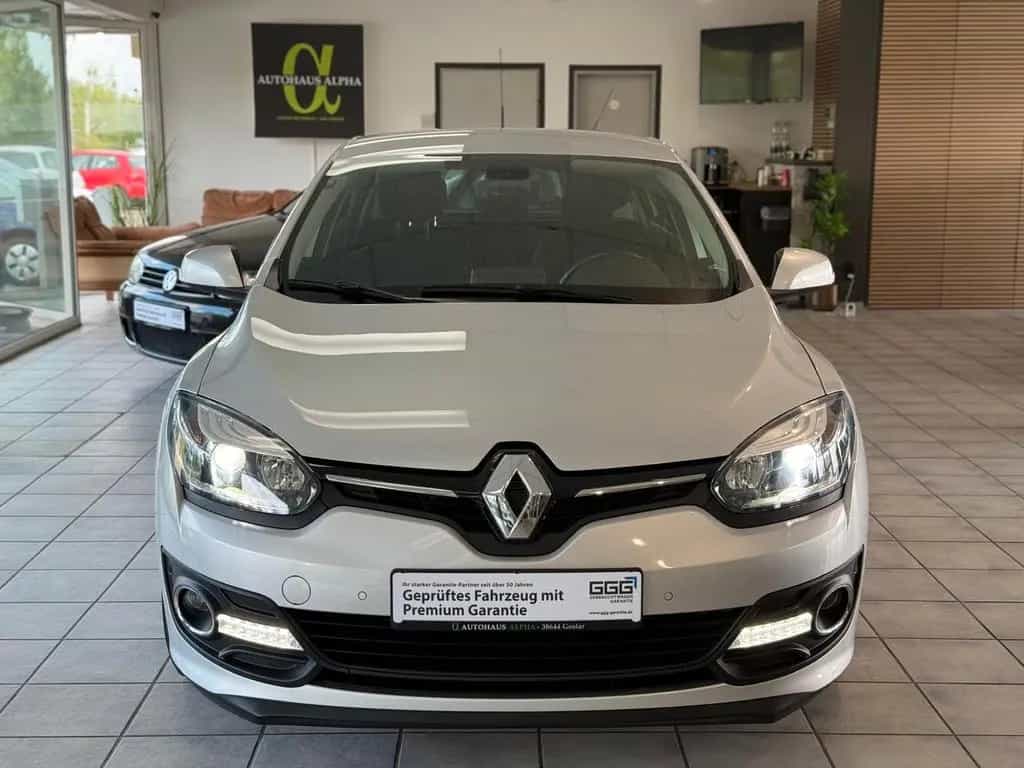 Renault Megane III Paris *NAVI*AHK*LED* 08/2014-photo-4