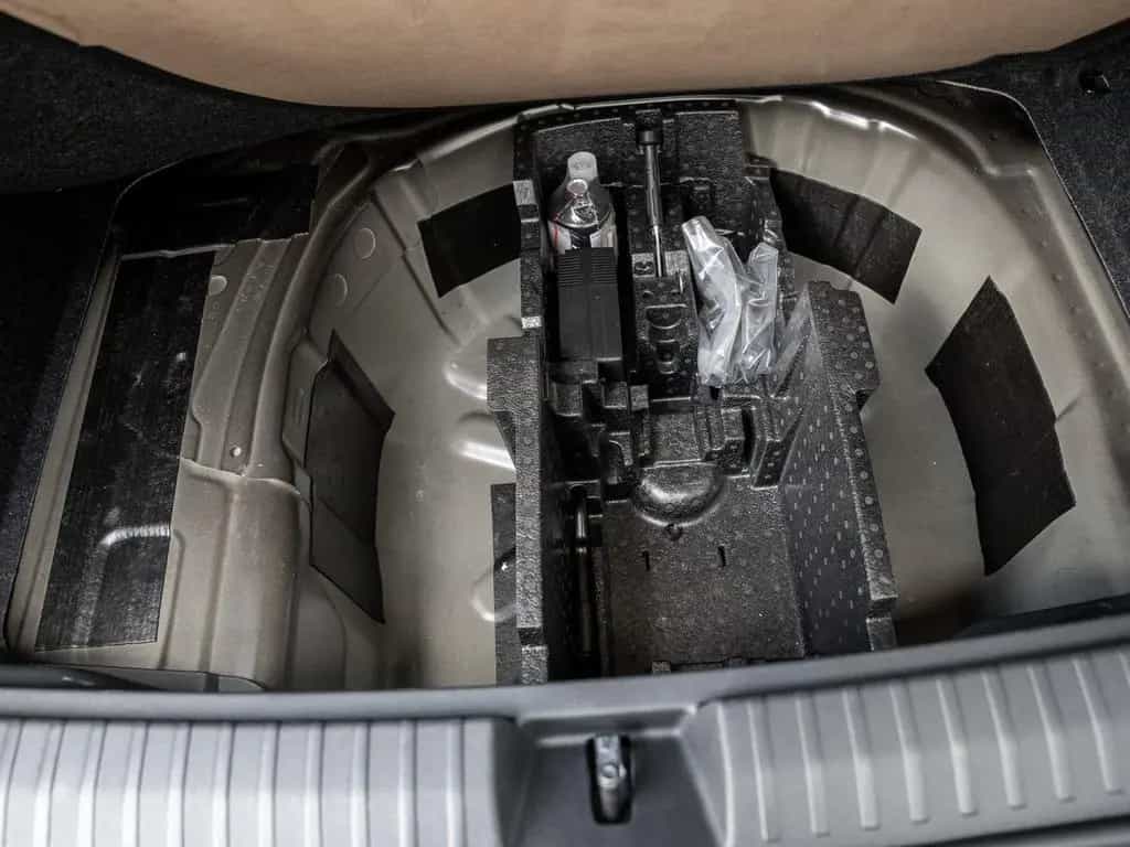Skoda Kamiq 1.0 TSI Kam. DynLicht KlimaA LM PDC 04/2022-photo-25