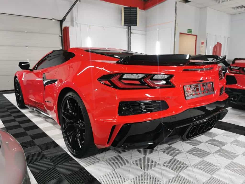 Corvette Z06 5400km mileage 11/2023-photo-4