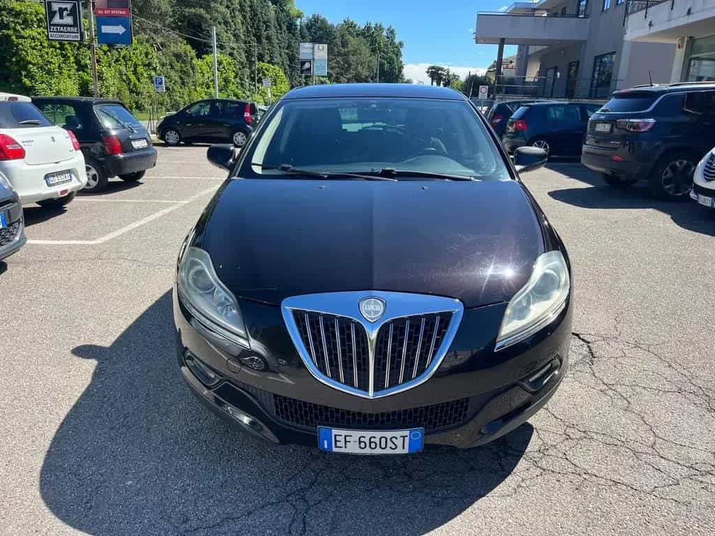 Lancia Delta 1.6MJT/130CV/neopatentato/Euro5B co 01/2011-photo-0