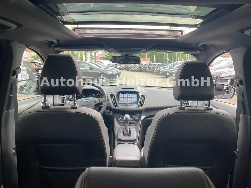 Ford Kuga 2.0 TDCi Auto. ST-Line/ AHK+Pano+19"+Sony 04/2019-photo-13