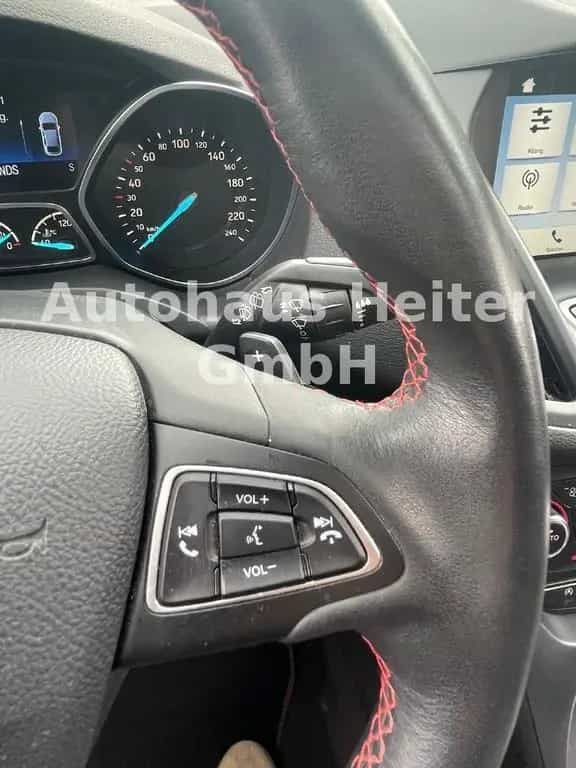 Ford Kuga 2.0 TDCi Auto. ST-Line/ AHK+Pano+19"+Sony 04/2019-photo-22