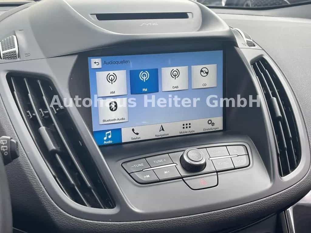 Ford Kuga 2.0 TDCi Auto. ST-Line/ AHK+Pano+19"+Sony 04/2019-photo-24