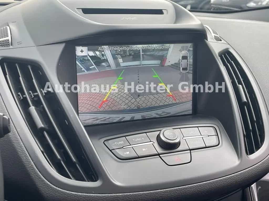 Ford Kuga 2.0 TDCi Auto. ST-Line/ AHK+Pano+19"+Sony 04/2019-photo-28