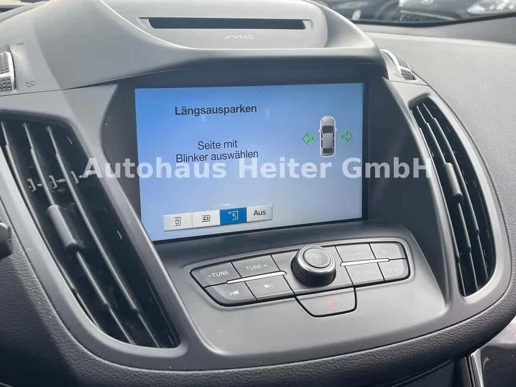 Ford Kuga 2.0 TDCi Auto. ST-Line/ AHK+Pano+19"+Sony 04/2019-photo-29