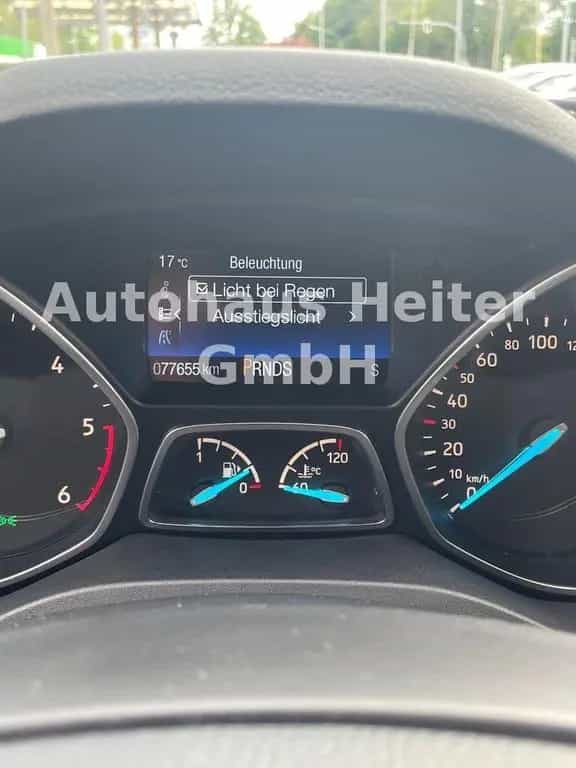 Ford Kuga 2.0 TDCi Auto. ST-Line/ AHK+Pano+19"+Sony 04/2019-photo-36