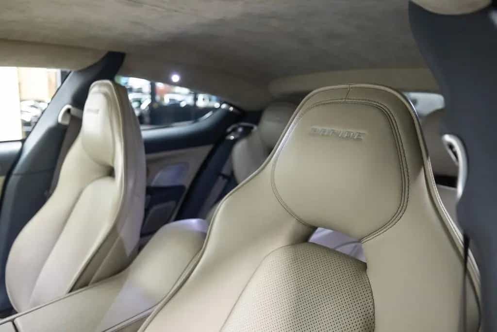 Aston Martin Rapide 6.0 V12 Luxe Btw auto, Fiscale waarde € 1 02/2011-photo-21
