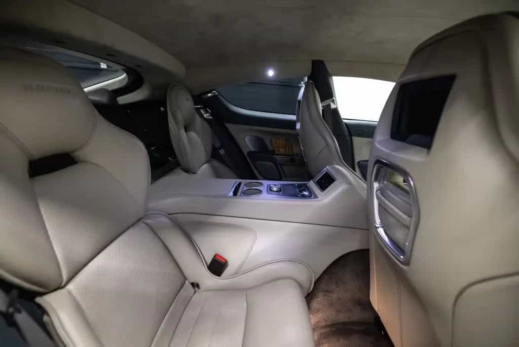 Aston Martin Rapide 6.0 V12 Luxe Btw auto, Fiscale waarde € 1 02/2011-photo-5