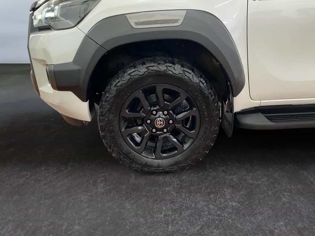 Toyota Hilux 4x4 Double Cab Invincible *Leder*JBL*Navi* 08/2021-photo-21