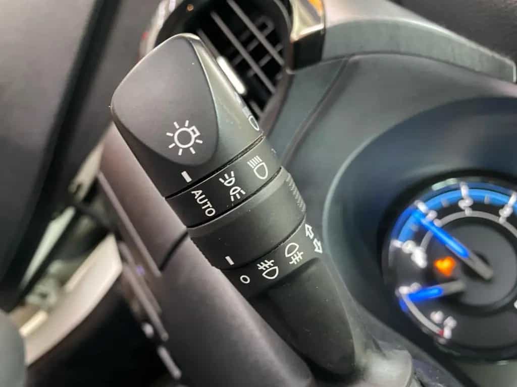 Toyota Hilux 4x4 Double Cab Invincible *Leder*JBL*Navi* 08/2021-photo-23