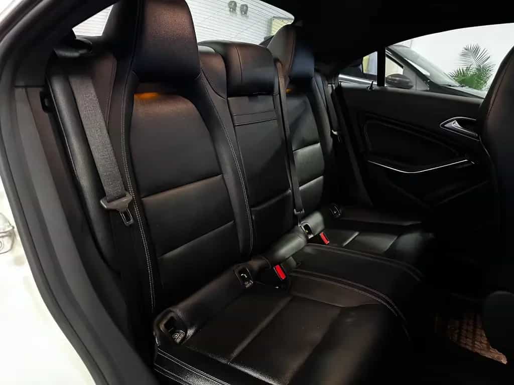 Mercedes-Benz CLA 250 4Matic *Sport + Bluetooth + USB 07/2018-photo-24