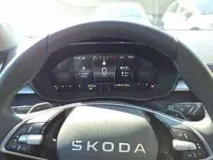 Skoda Fabia Selection 1.5 TSI*SHZ*PDC*LED*KEYLESS*APP* 09/2025-photo-3