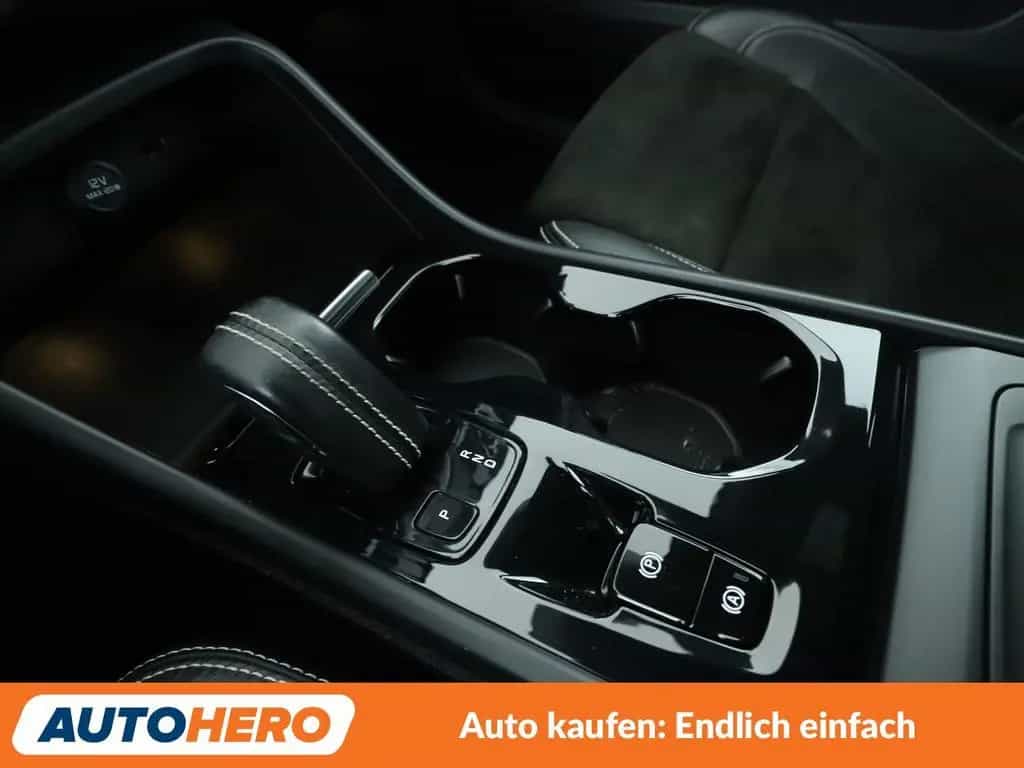 Volvo XC40 2.0 T4 R-Design AWD Aut.*NAVI*TEMPO*CAM*PDC 07/2018-photo-23