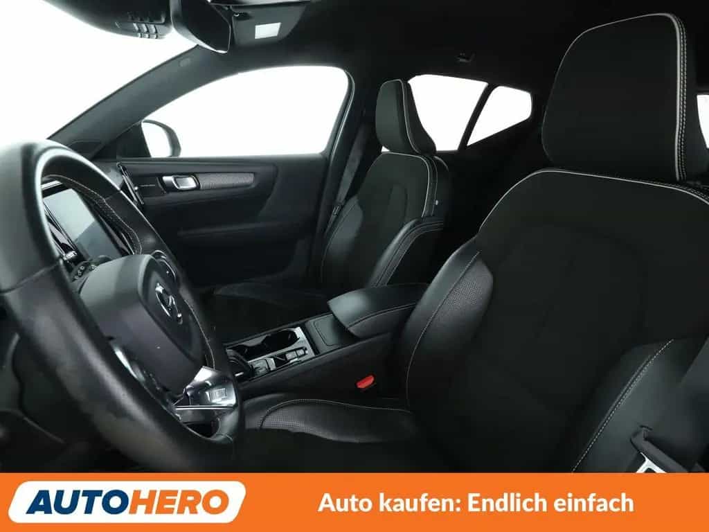 Volvo XC40 2.0 T4 R-Design AWD Aut.*NAVI*TEMPO*CAM*PDC 07/2018-photo-9