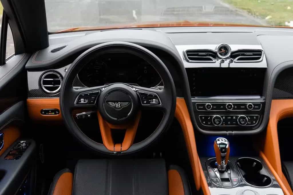 Bentley Bentayga S 4WD MASSAGE.MATRIX.ACC.AHK NEUZUSTAND 12/2024-photo-14