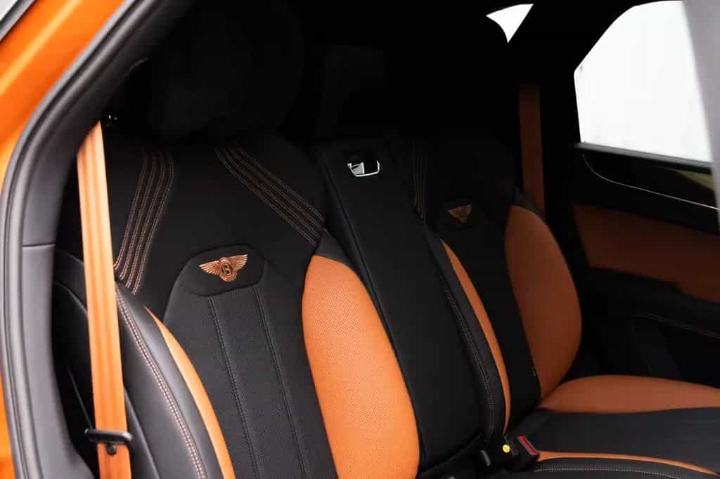 Bentley Bentayga S 4WD MASSAGE.MATRIX.ACC.AHK NEUZUSTAND 12/2024-photo-28