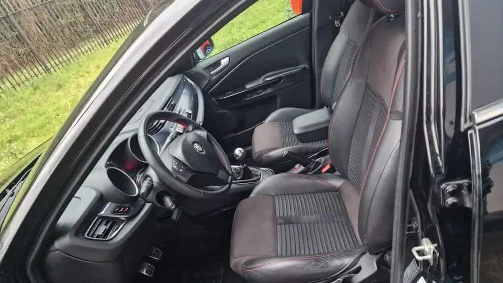 Alfa Romeo Giulietta 1.6 JTDm-2 105 CV Distincti 08/2011-photo-9